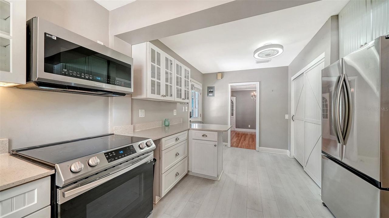 121 24th Street W, Bradenton, FL 34205 Photo