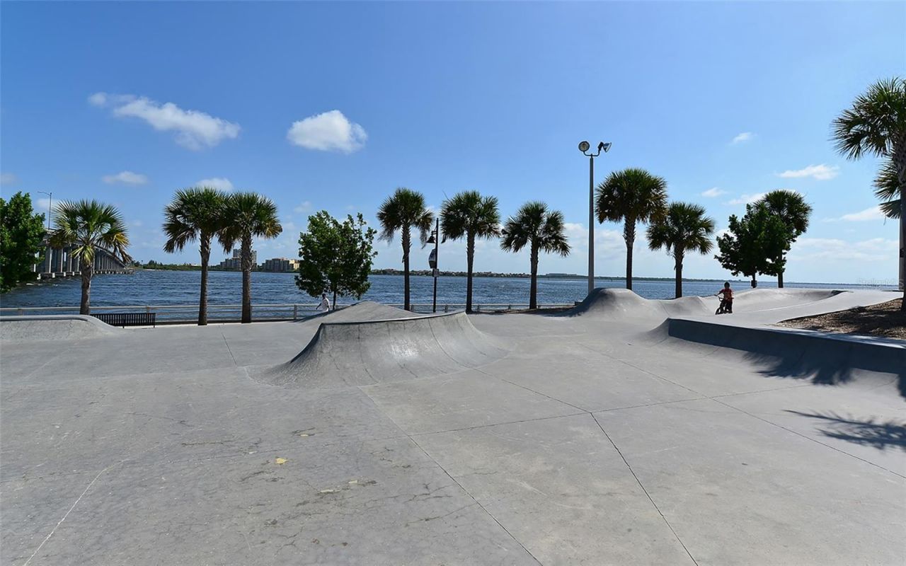 121 24th Street W, Bradenton, FL 34205 Photo