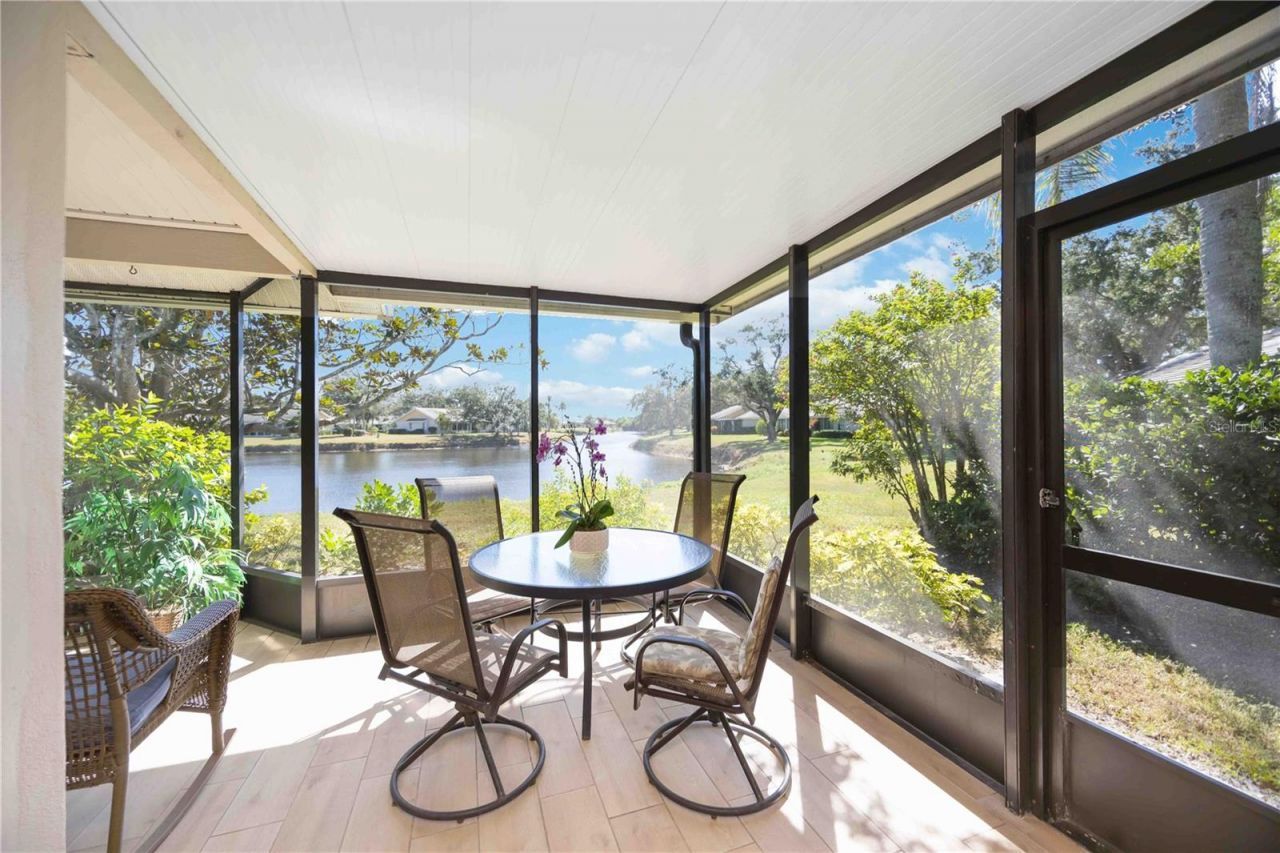 214 Southampton Drive, Unit 327, Venice, FL 34293 Photo