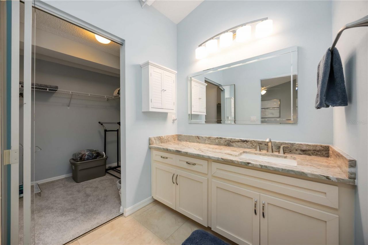 214 Southampton Drive, Unit 327, Venice, FL 34293 Photo