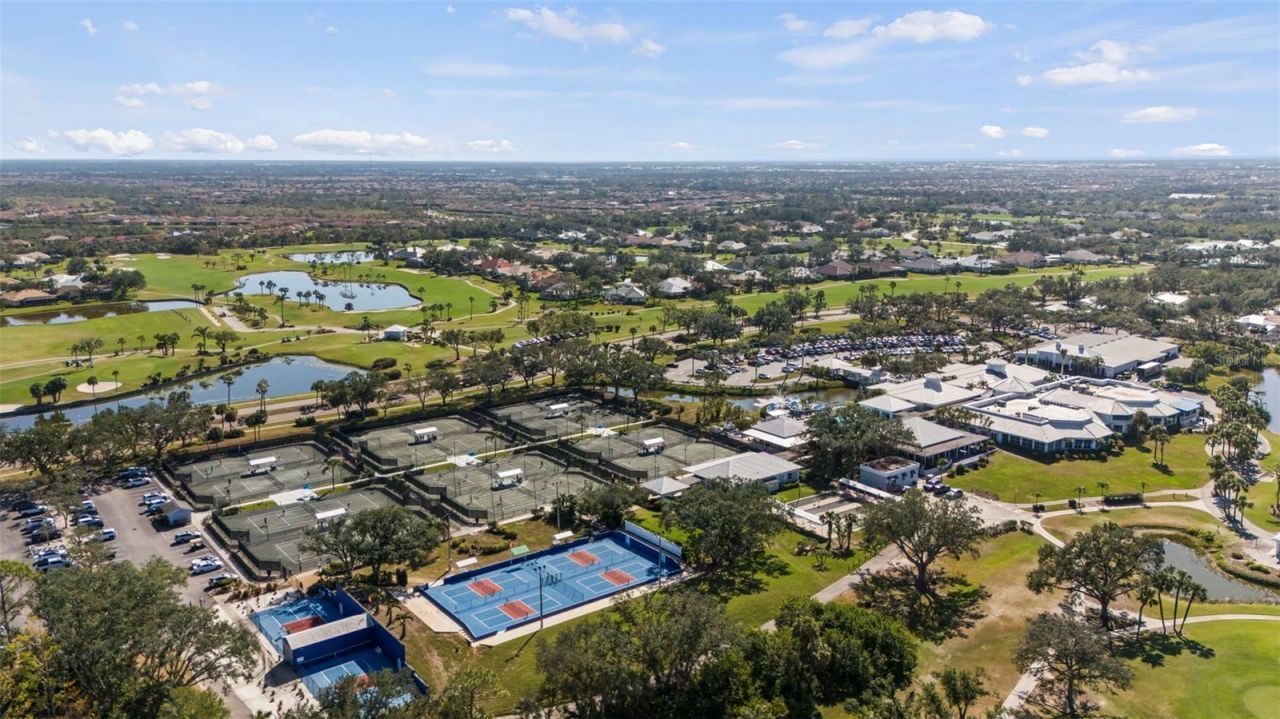 214 Southampton Drive, Unit 327, Venice, FL 34293 Photo