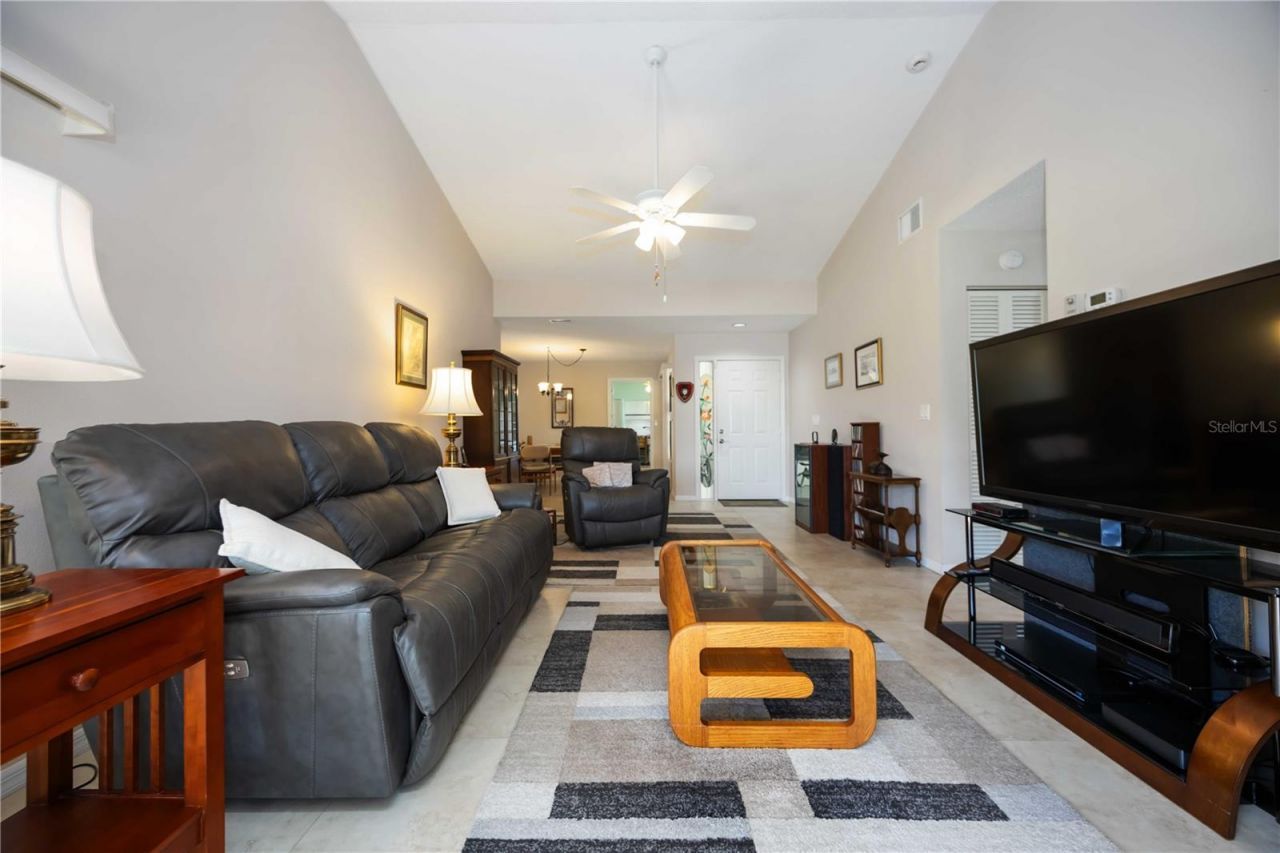 214 Southampton Drive, Unit 327, Venice, FL 34293 Photo