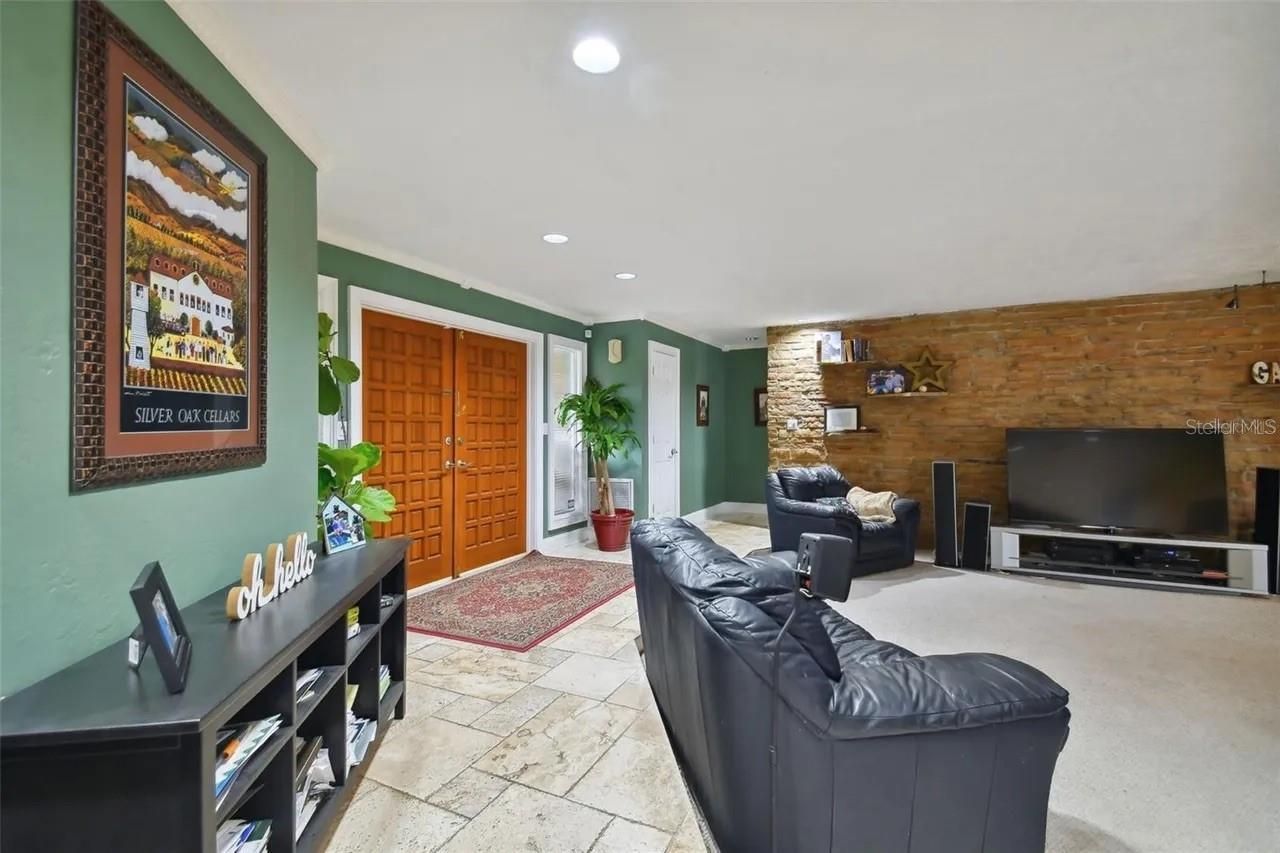 1204 Eckles Drive, Tampa, FL 33612 Photo