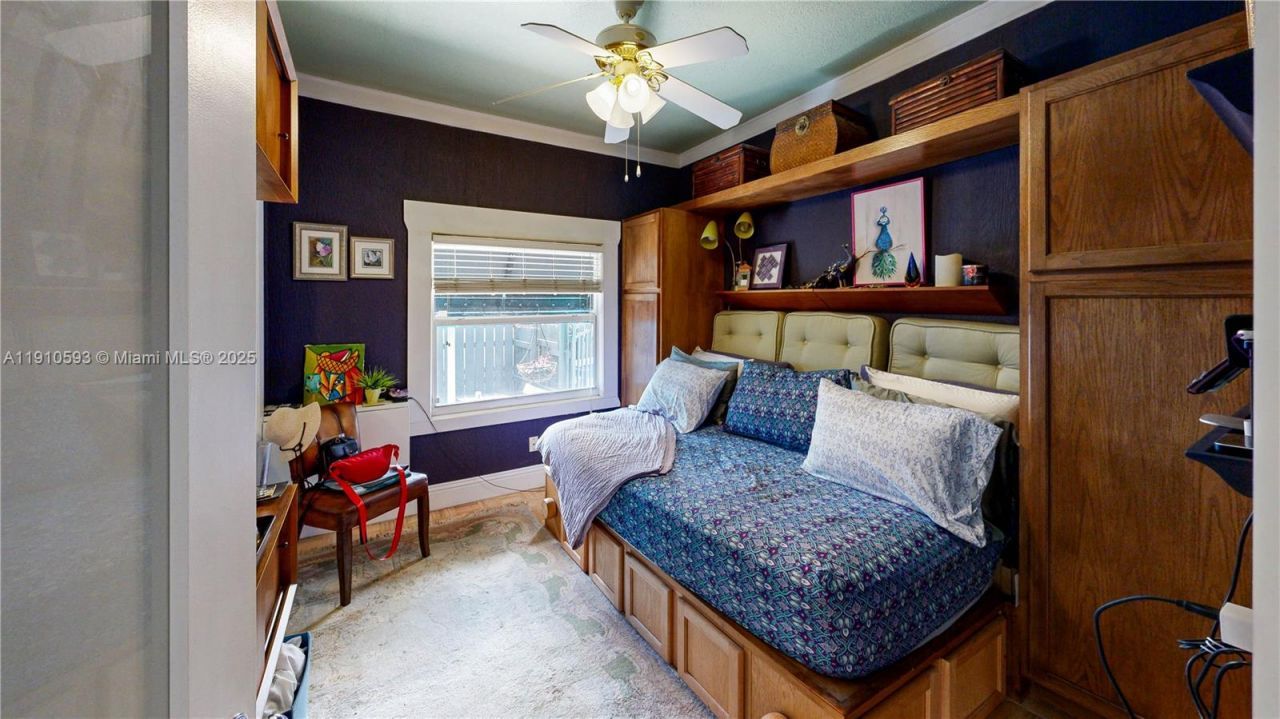 561 NW 53rd St, Miami, FL 33127 Photo