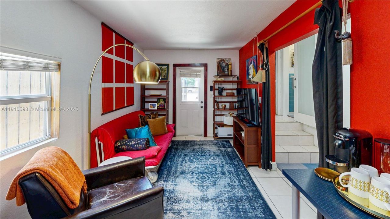 561 NW 53rd St, Miami, FL 33127 Photo