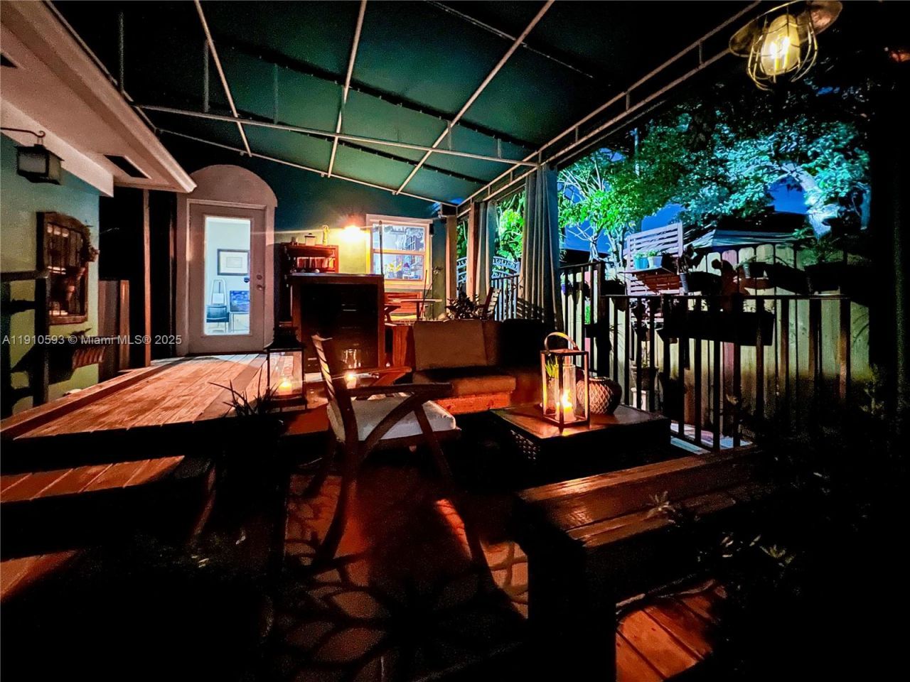 561 NW 53rd St, Miami, FL 33127 Photo