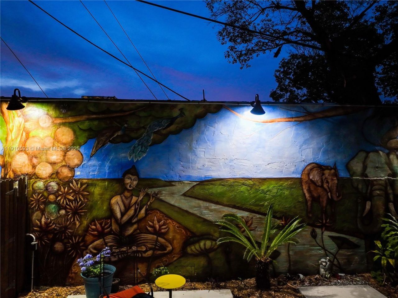 561 NW 53rd St, Miami, FL 33127 Photo