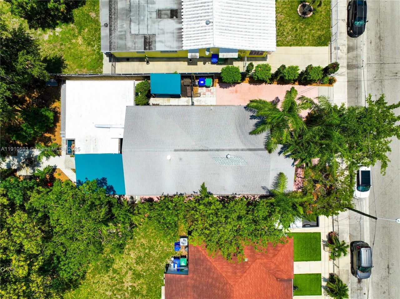 561 NW 53rd St, Miami, FL 33127 Photo