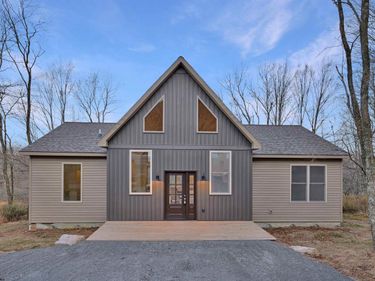 371 Goldfinch Lane, Terra Alta, WV 26764