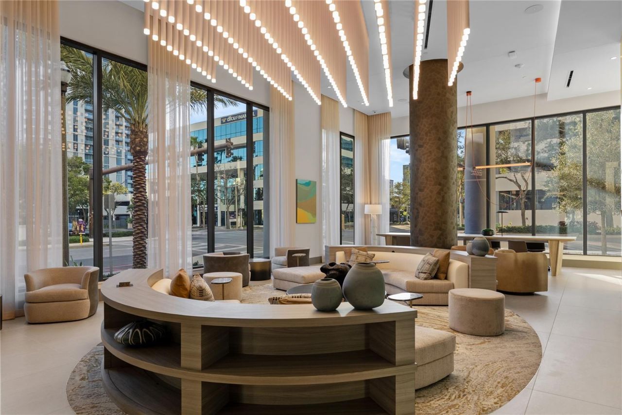 275 1st Avenue S, Unit 3708, Saint Petersburg, FL 33701 Photo