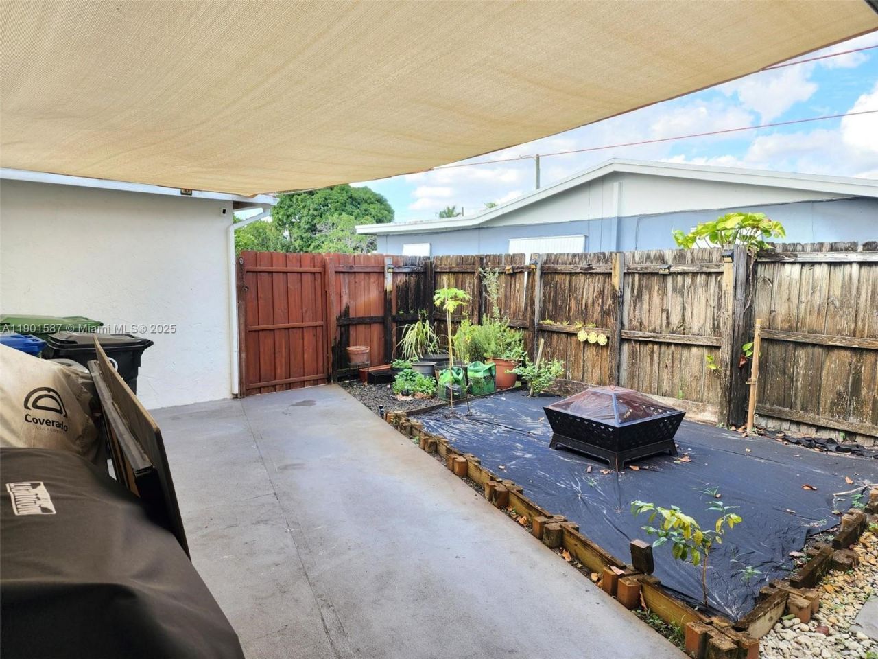 2140 SW 36th Ave, Fort Lauderdale, FL 33312 Photo