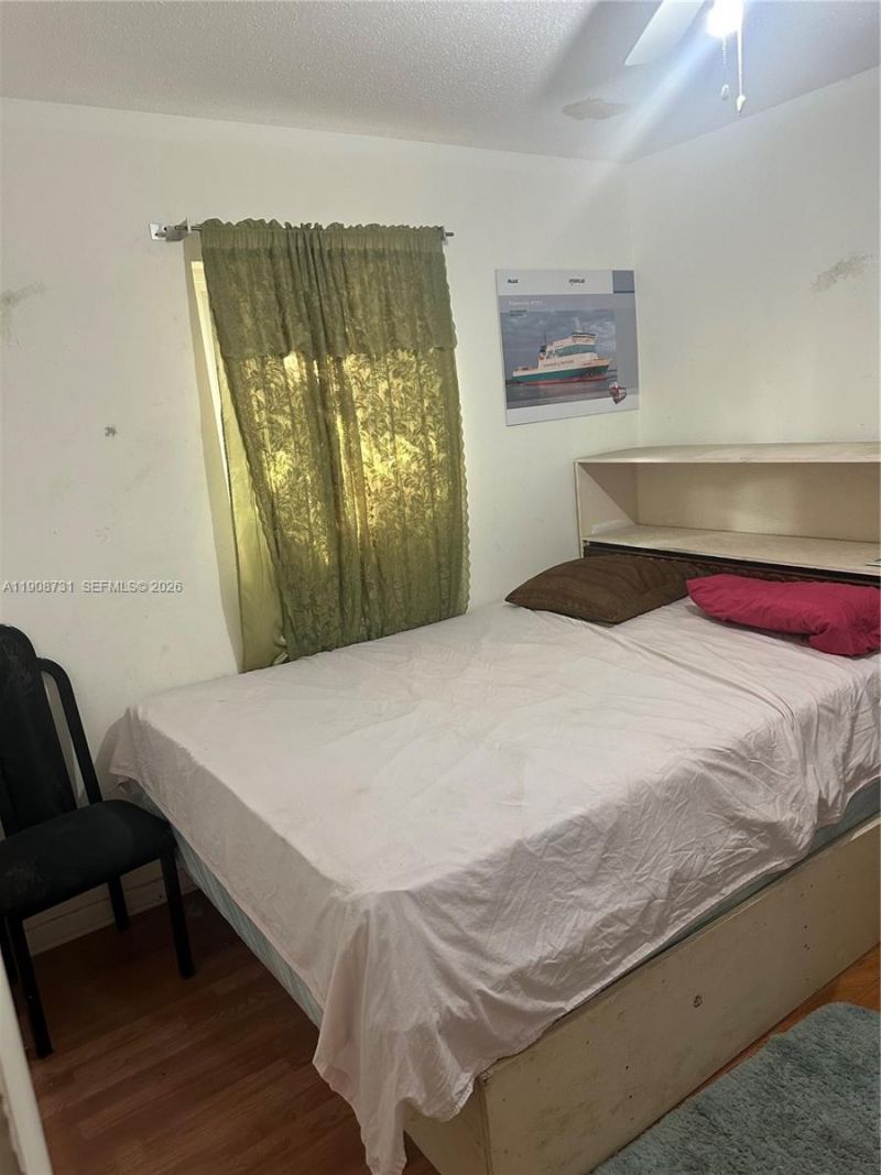 15151 Railroad Dr, Miami Gardens, FL 33054 Photo