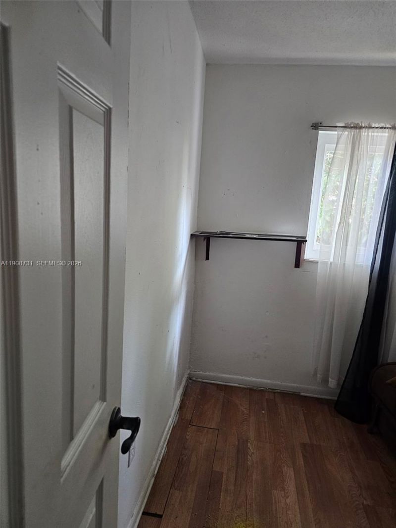 15151 Railroad Dr, Miami Gardens, FL 33054 Photo