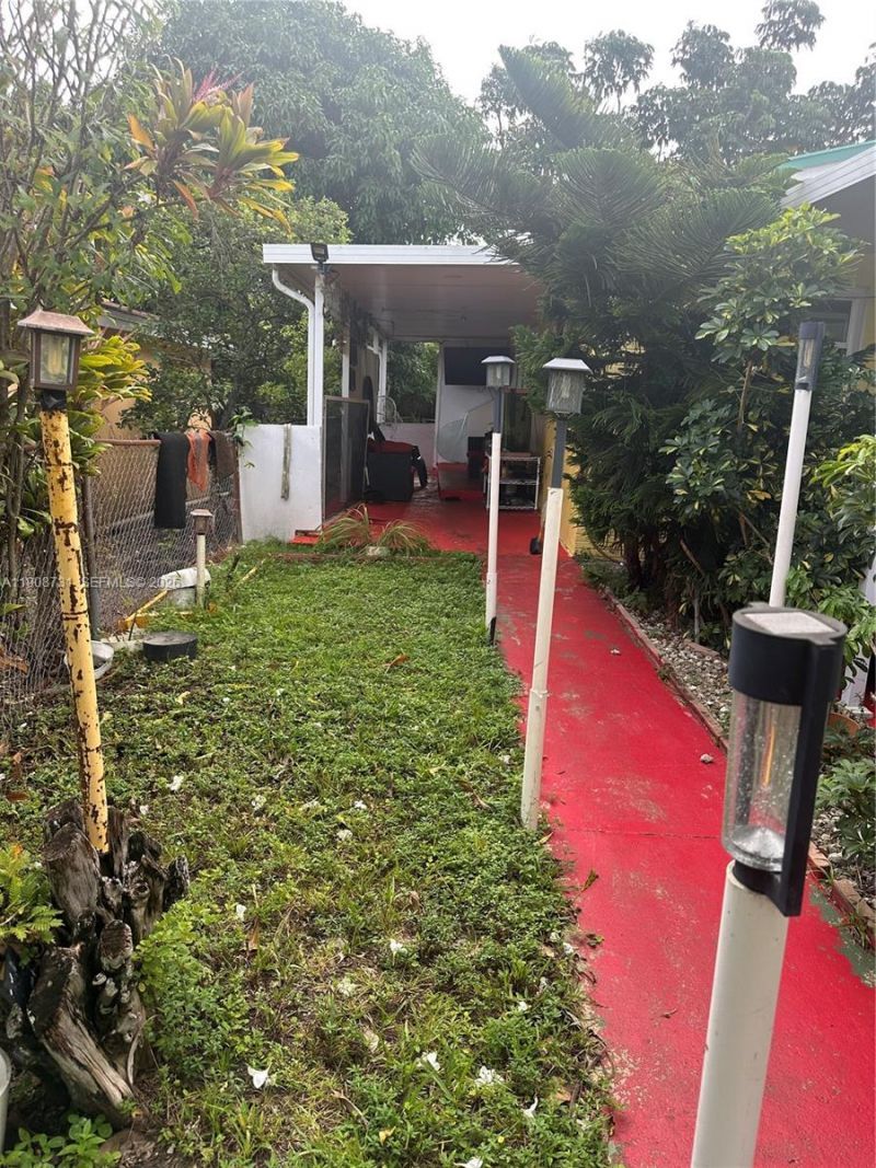 15151 Railroad Dr, Miami Gardens, FL 33054 Photo