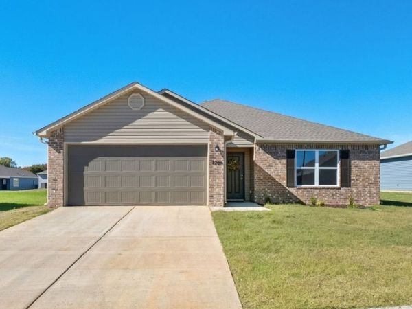 2709 Bass Street, Pea Ridge, AR 72751