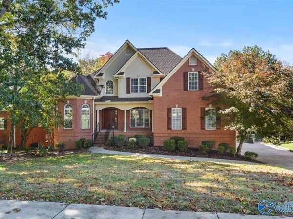 2107 Greenslope Trail NE, Huntsville, AL 35811