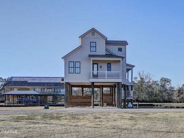 9405 Wahoo Lane, Abbeville, LA 70510