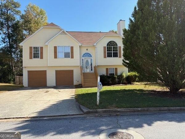 10725 Barberry Drive, Hampton, GA 30228