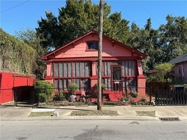 1018 WAGNER Street, New Orleans, LA 70114