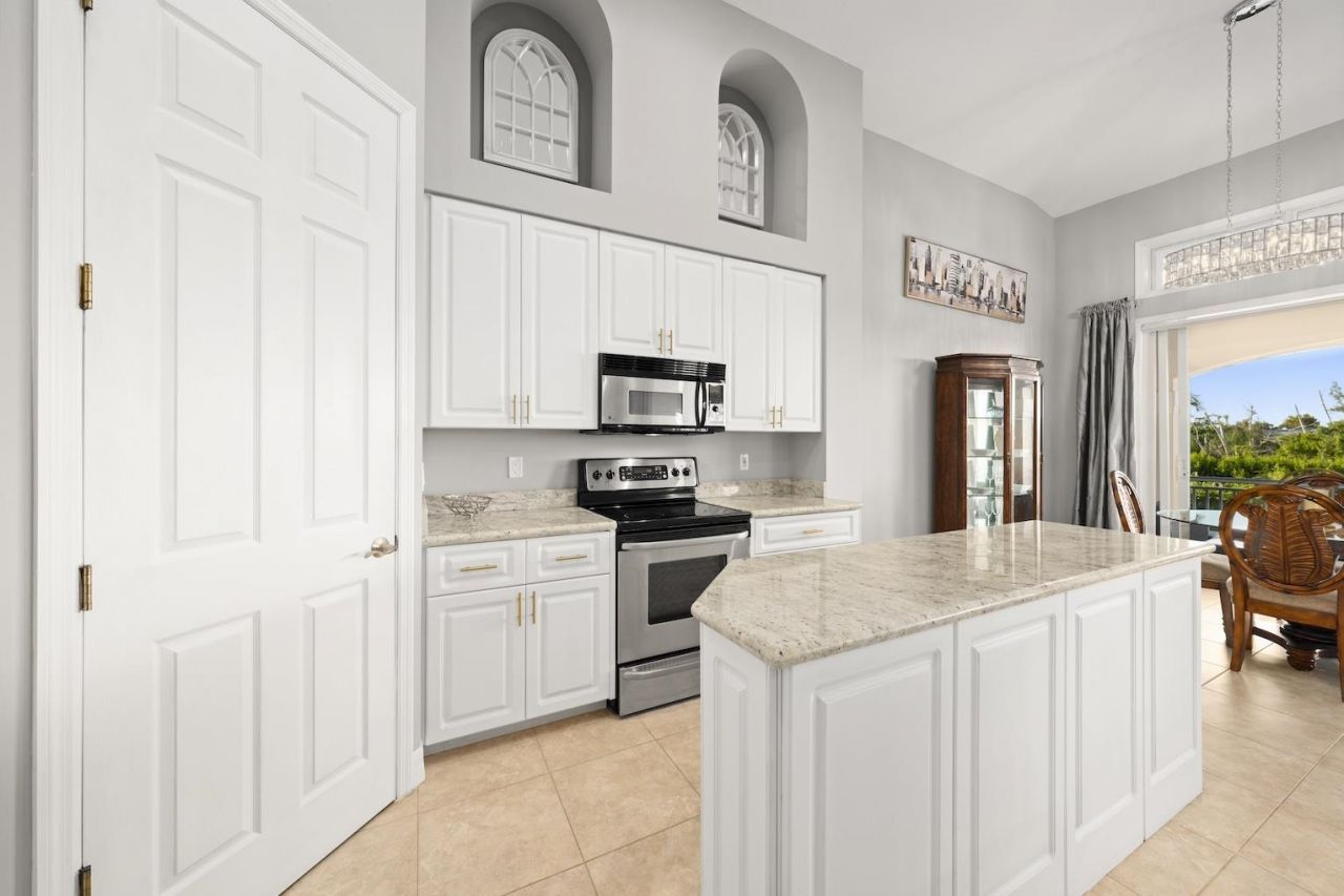 824 Birdie View Pt, Sanibel, FL 33957 Photo