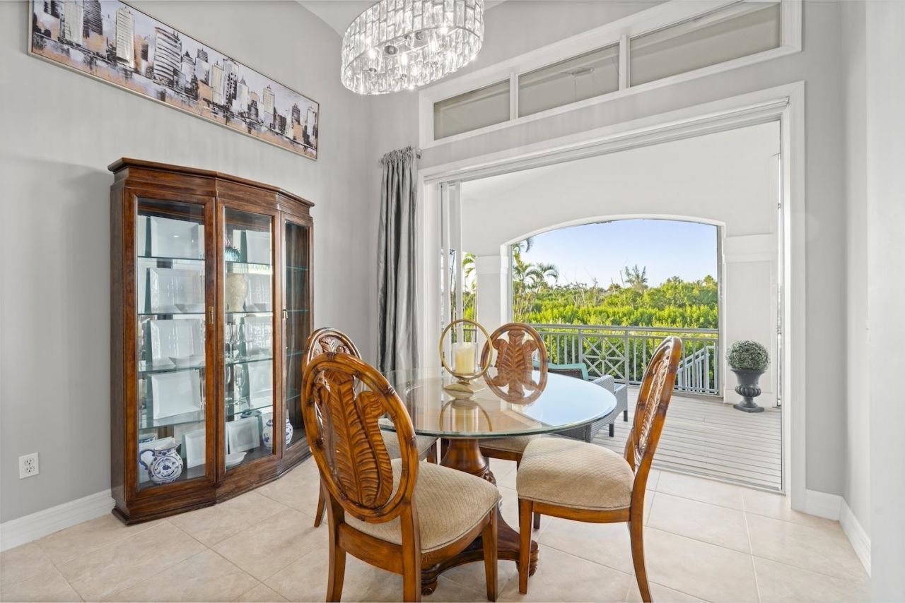 824 Birdie View Pt, Sanibel, FL 33957 Photo