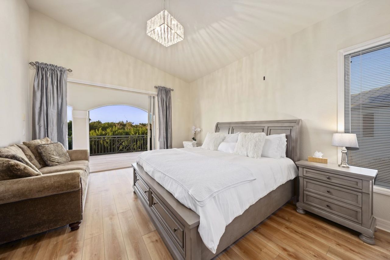 824 Birdie View Pt, Sanibel, FL 33957 Photo