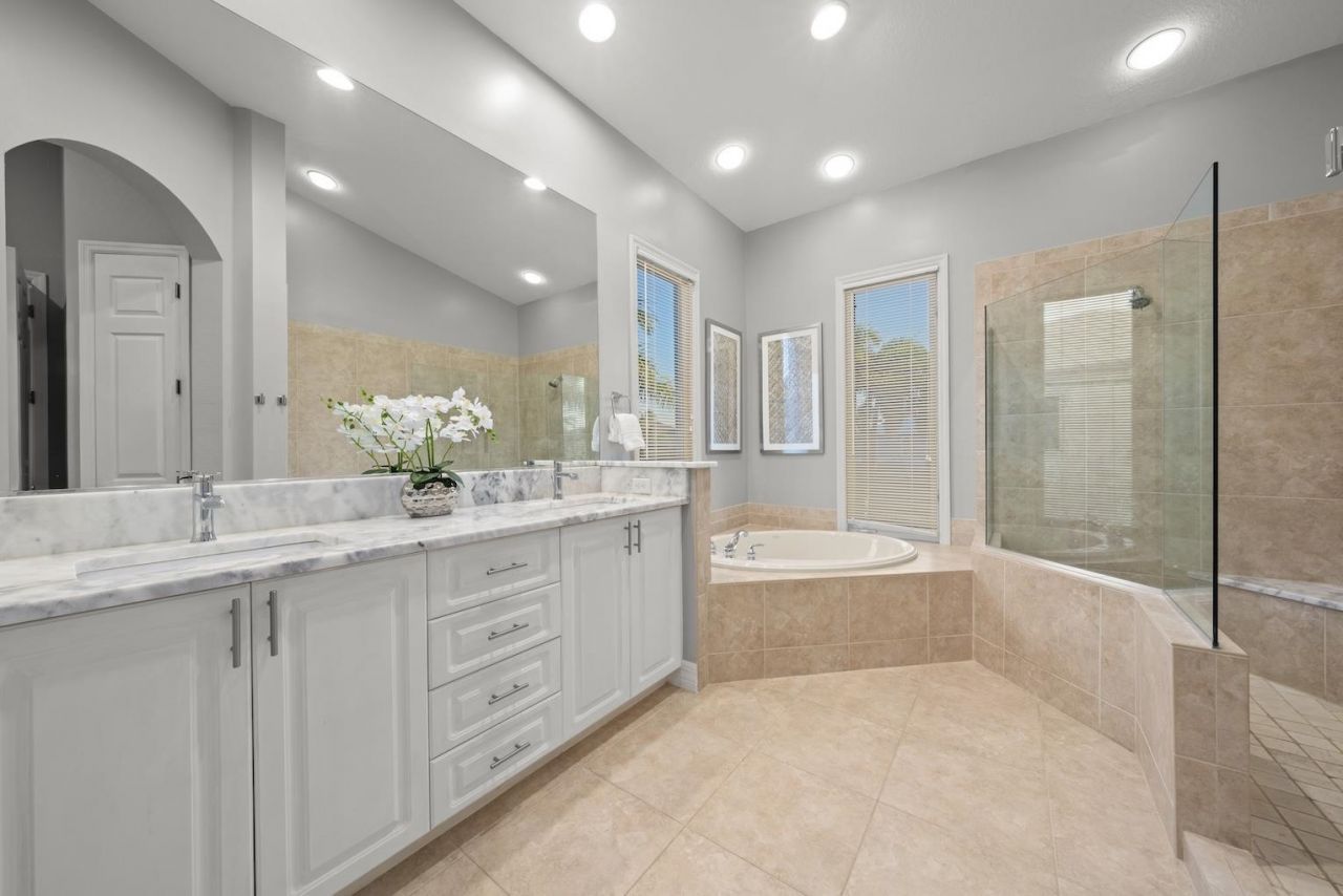 824 Birdie View Pt, Sanibel, FL 33957 Photo