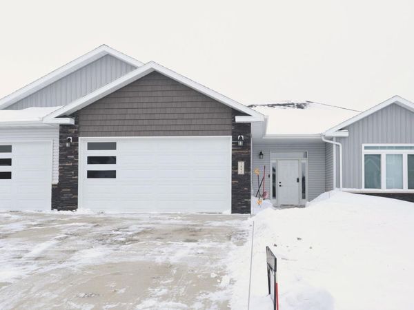 7441 15th Street S, Fargo, ND 58104