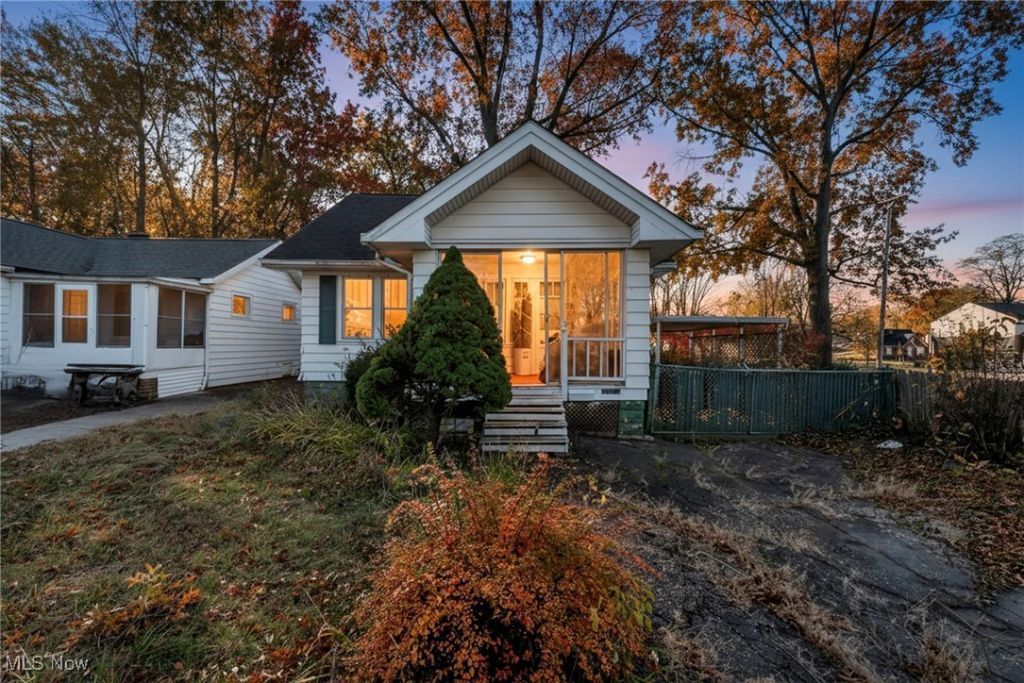 20663 Woodstock Avenue, Fairview Park, OH 44126 Main Photo