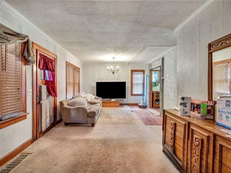 20663 Woodstock Avenue, Fairview Park, OH 44126 Photo 5