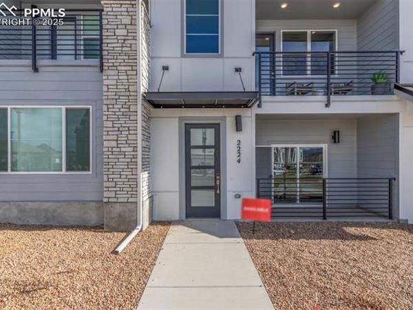 2224 Peridot Loop Heights, Colorado Springs, CO 80908