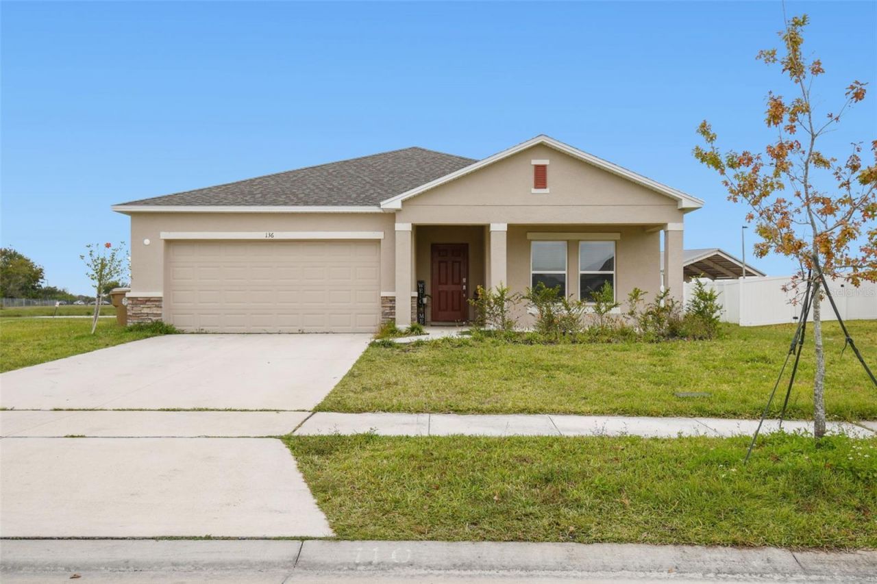136 Citrine Loop, Kissimmee, FL 34758 Main Photo