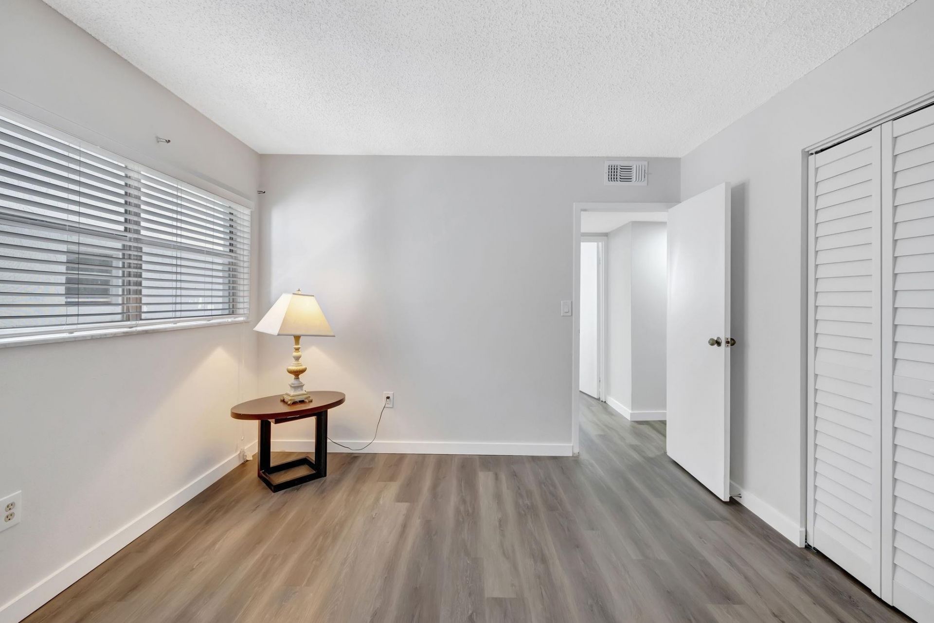 2800 Somerset Drive, Unit 218j, Lauderdale Lakes, FL 33311 Photo