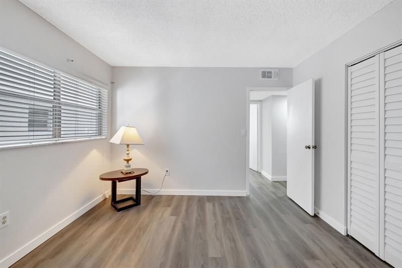 2800 Somerset Drive, Unit 218j, Lauderdale Lakes, FL 33311 Photo