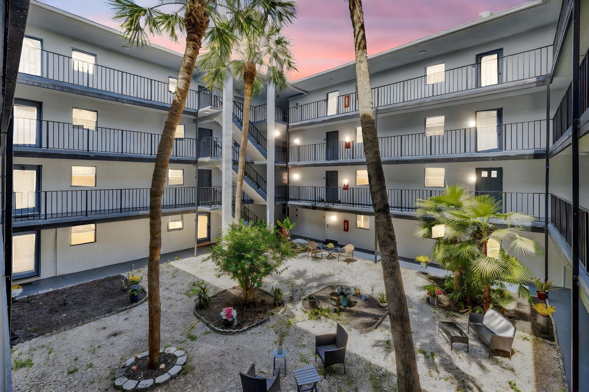 2800 Somerset Drive, Unit 218j, Lauderdale Lakes, FL 33311 Photo