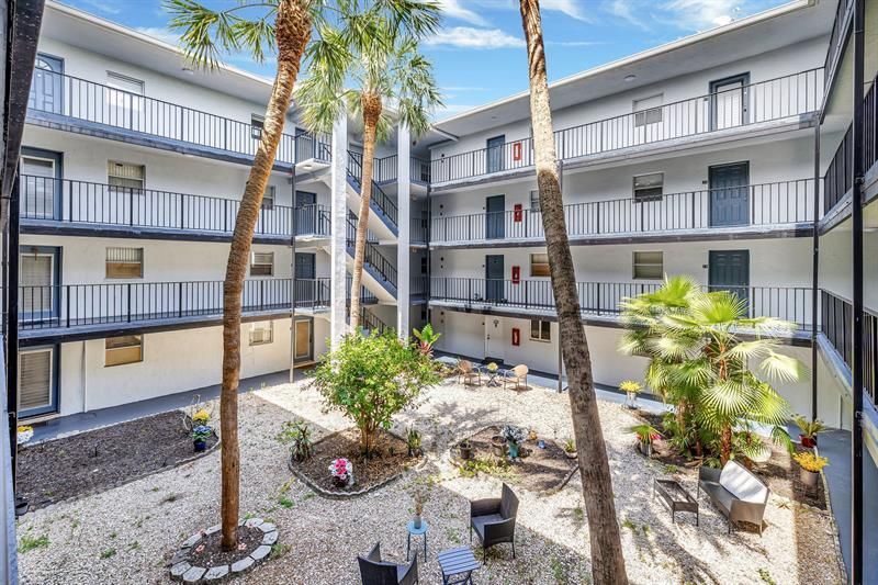 2800 Somerset Drive, Unit 218j, Lauderdale Lakes, FL 33311 Photo