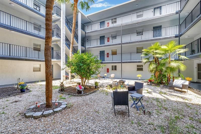 2800 Somerset Drive, Unit 218j, Lauderdale Lakes, FL 33311 Photo