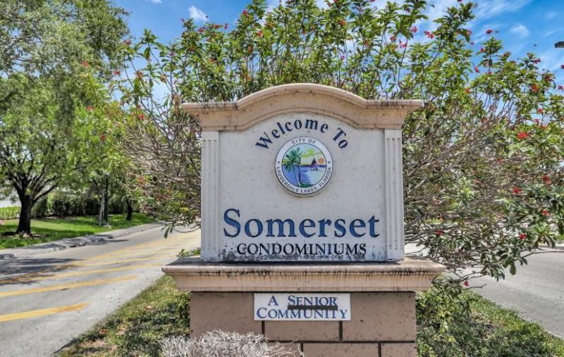 2800 Somerset Drive, Unit 218j, Lauderdale Lakes, FL 33311 Photo