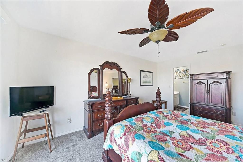 2888 Oleander St, Unit C6, Saint James City, FL 33956 Photo