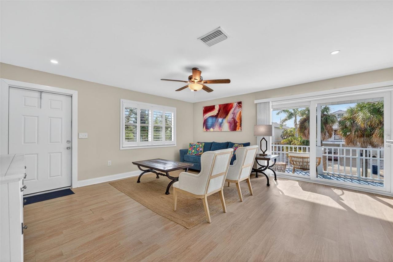 2915 Avenue C, Holmes Beach, FL 34217 Photo