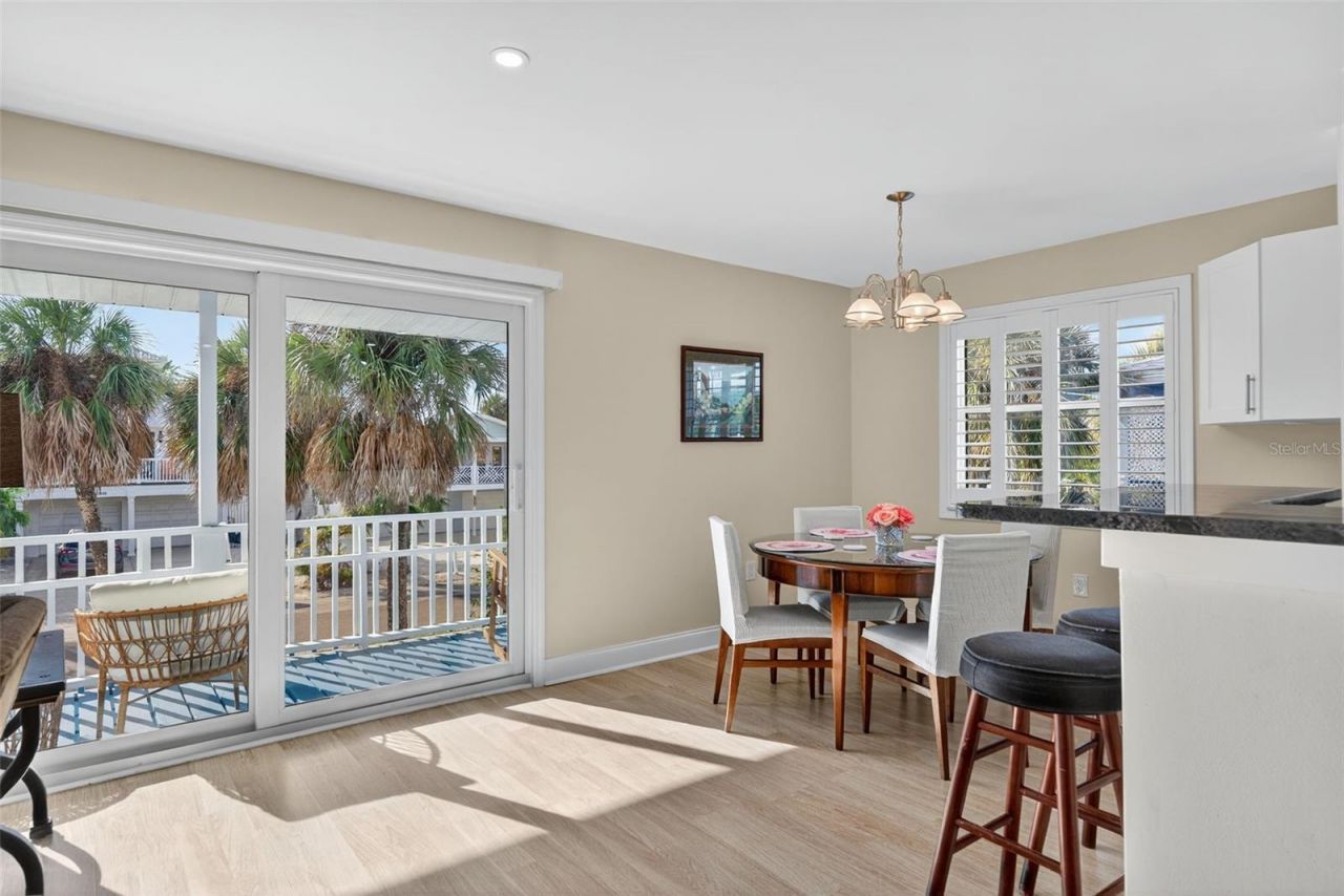 2915 Avenue C, Holmes Beach, FL 34217 Photo