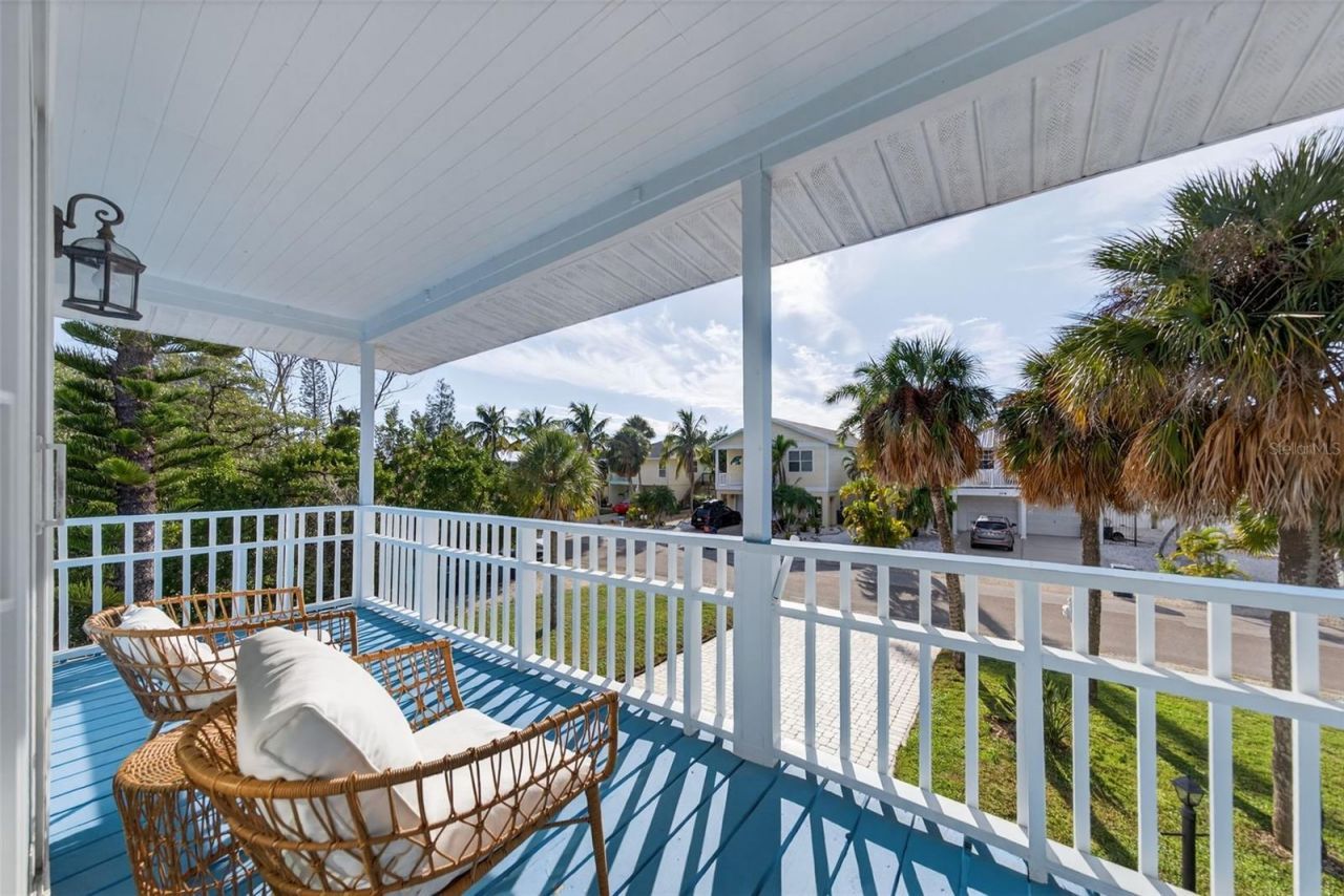2915 Avenue C, Holmes Beach, FL 34217 Photo
