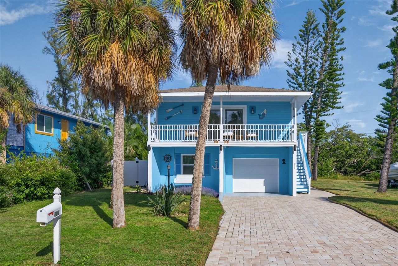 2915 Avenue C, Holmes Beach, FL 34217 Photo