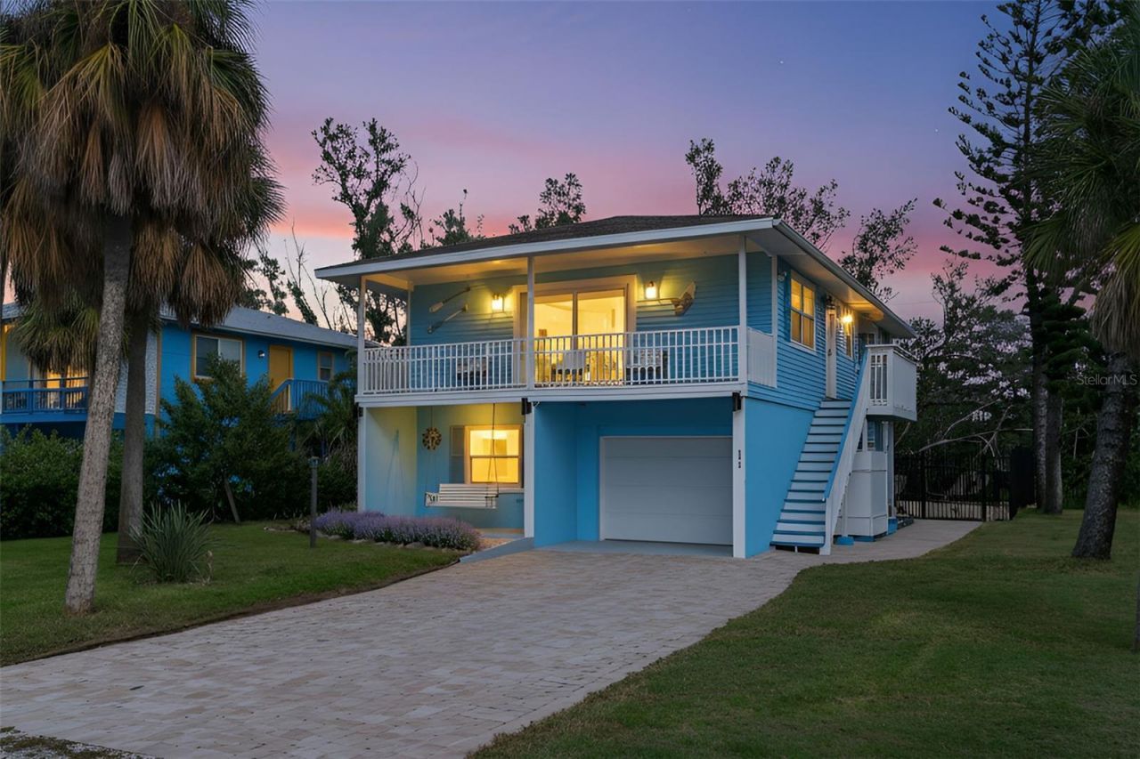 2915 Avenue C, Holmes Beach, FL 34217 Photo
