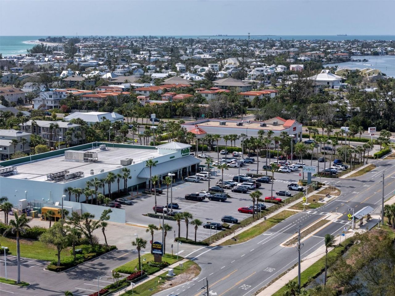 2915 Avenue C, Holmes Beach, FL 34217 Photo