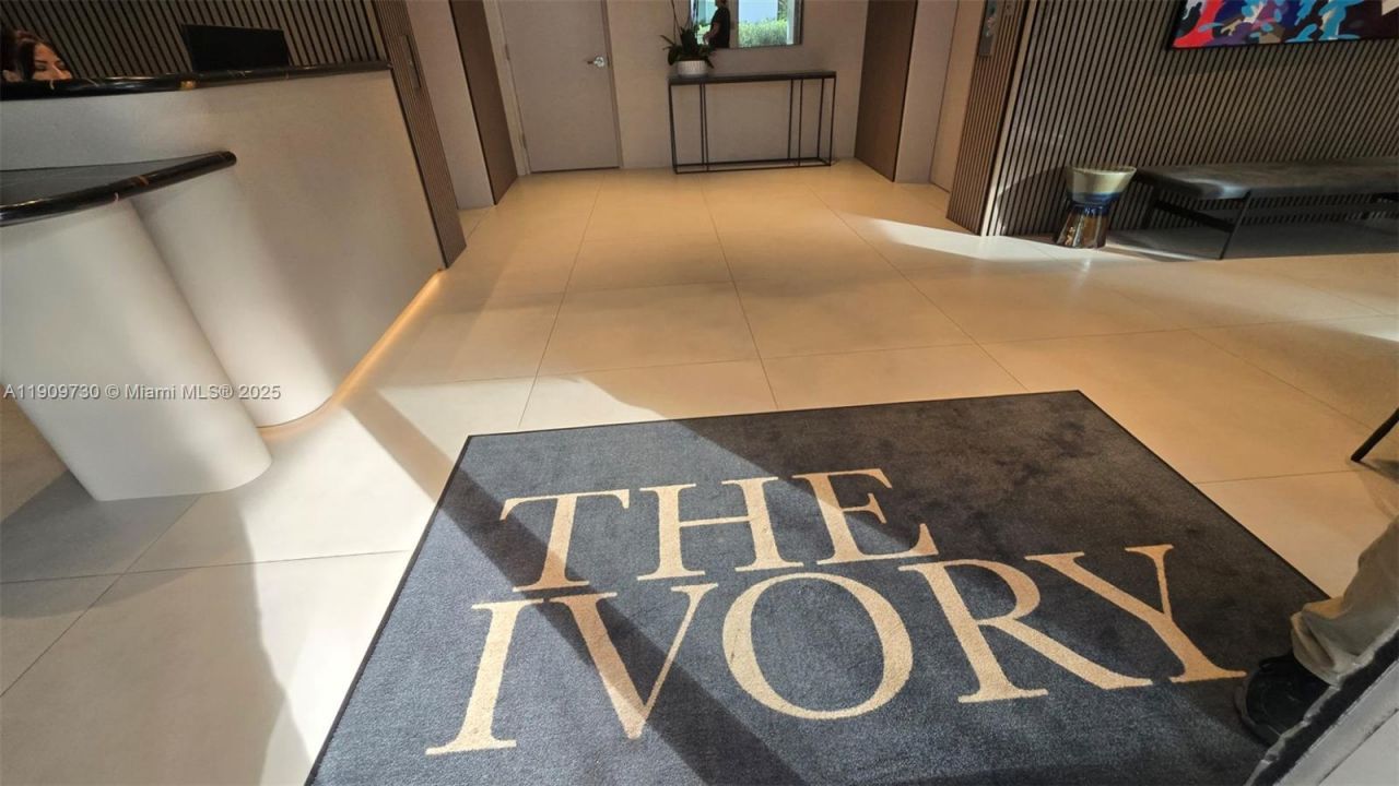 9261 E Bay Harbor Dr, Unit 402, Bay Harbor Islands, FL 33154 Photo