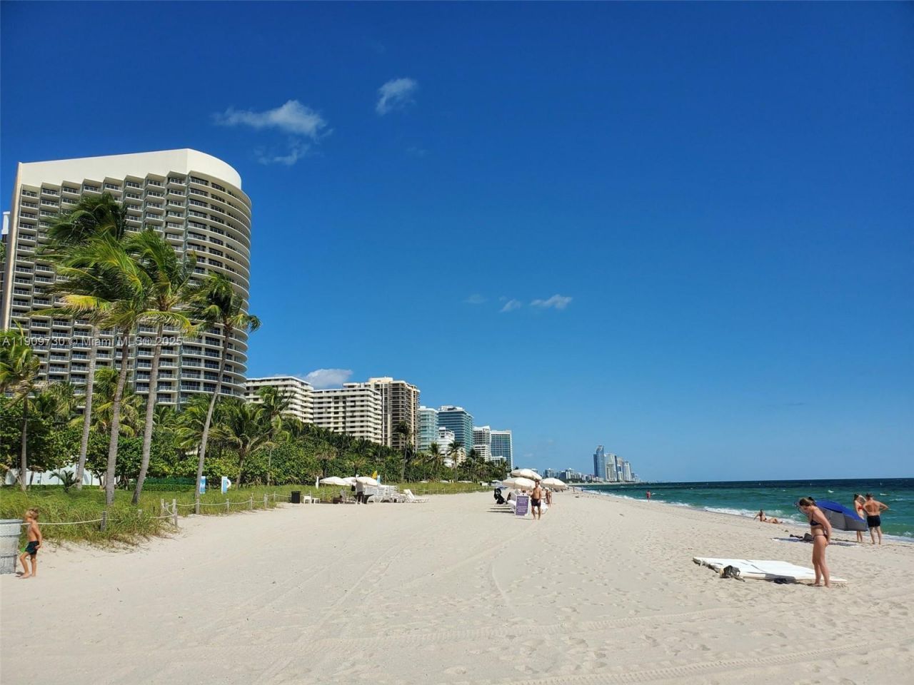 9261 E Bay Harbor Dr, Unit 402, Bay Harbor Islands, FL 33154 Photo