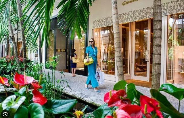 9261 E Bay Harbor Dr, Unit 402, Bay Harbor Islands, FL 33154 Photo