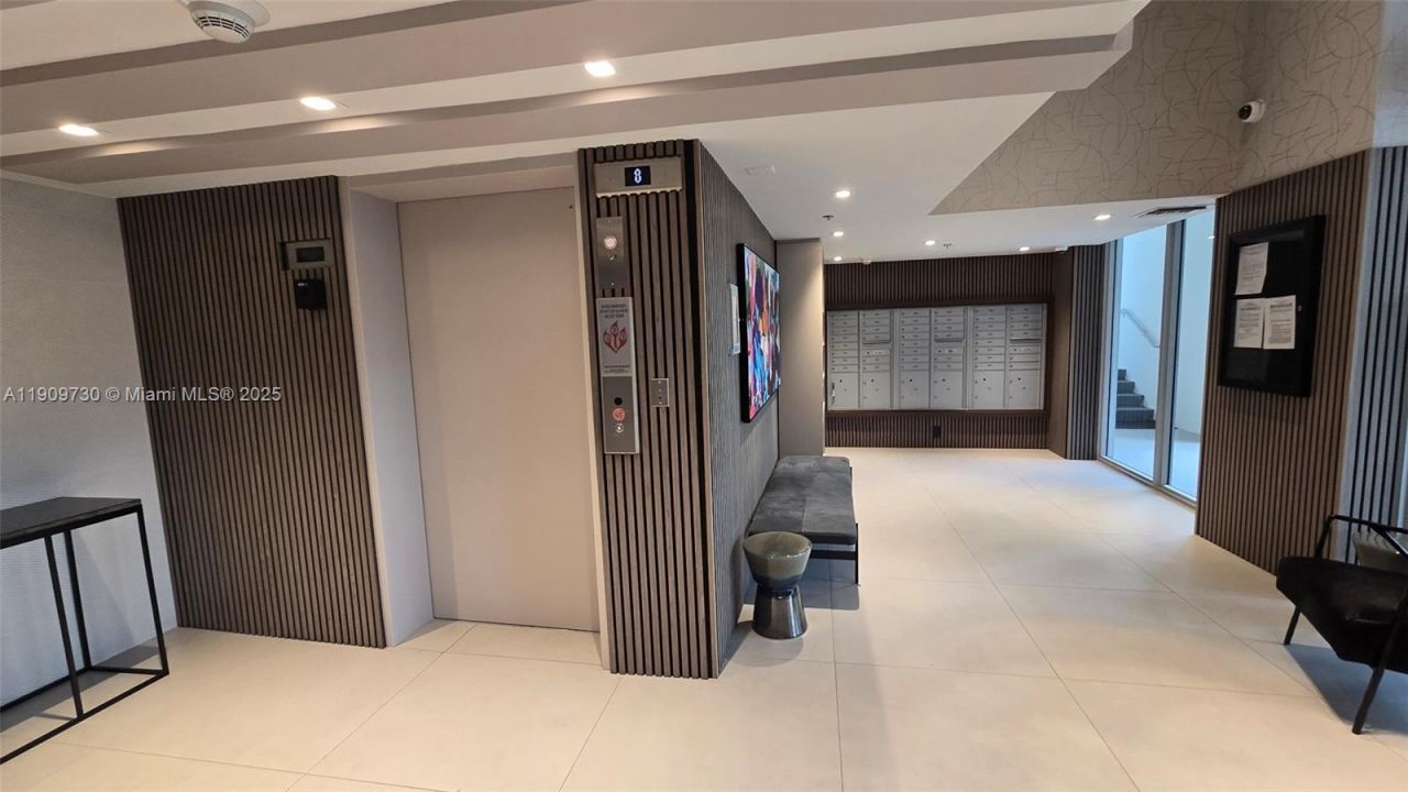 9261 E Bay Harbor Dr, Unit 402, Bay Harbor Islands, FL 33154 Photo