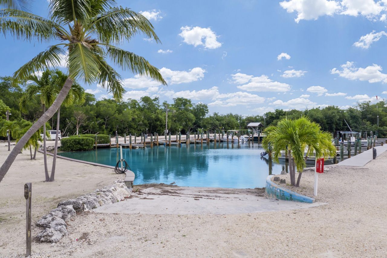 58950 Overseas Highway, Unit 13, Marathon, FL 33050 Photo